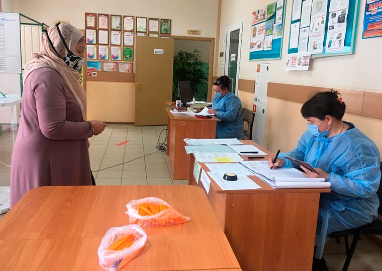 В сёлах Нижнекамского района Рустам Минниханов набирает более 90% голосов