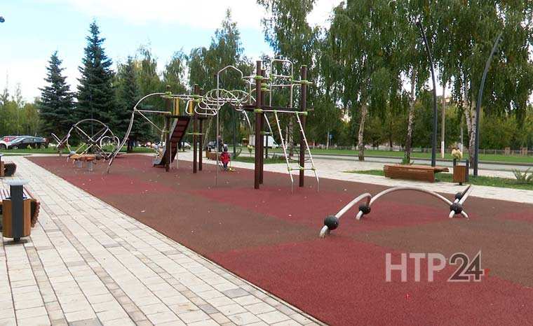В Нижнекамске около детской площадки на пр. Химиков установят живую изгородь