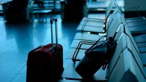 Нижнекамка в аэропорту украла у пассажирки сумку с деньгами
