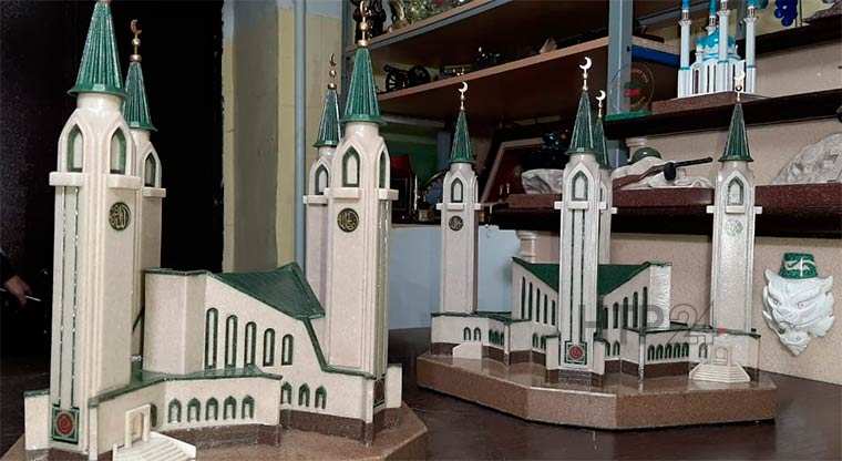 В Нижнекамске появились мини-копии центральной мечети
