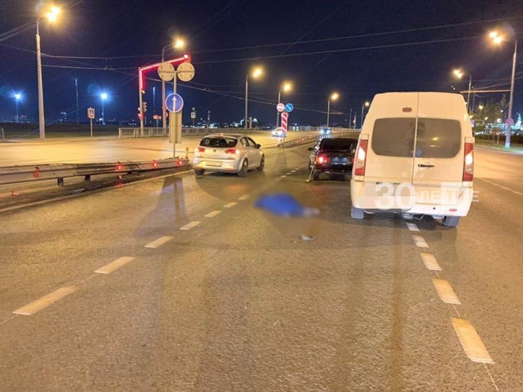 В Казани насмерть сбили женщину, которая споткнулась на пешеходном переходе