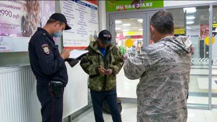Более 100 протоколов: в нижнекамских магазинах снова начали проверять, носят ли покупатели маски - НТР 24
