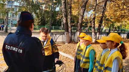 Юные инспекторы движения провели рейд в Нижнекамске - НТР 24