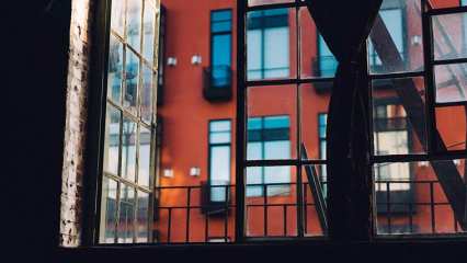 В Татарстане ребёнок закрыл свою мать на балконе - НТР 24