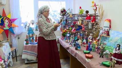 В Доме дружбы народов Нижнекамска открылась выставка кукол ручной работы