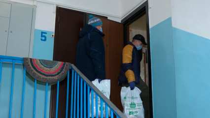 В Нижнекамске нуждающимся раздали бесплатные продуктовые наборы - НТР 24