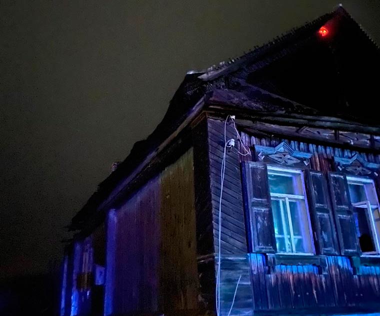 Татарстанец проснулся на звук пожарного извещателя и спасся из горящего дома