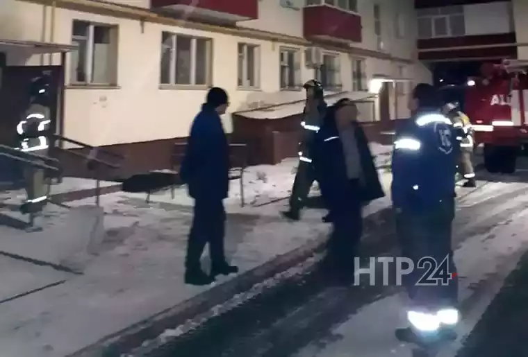 В Нижнекамске все экстренные службы выехали к дому на пр.Строителей после звонка жильца