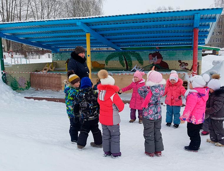 Мишустин выделил деньги на помощь семьям с детьми, Татарстан получит более 1,3 млрд рублей