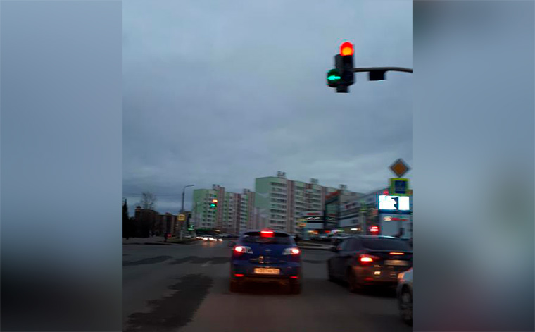 Нижнекамец предложил изменить режим работы светофоров на ул. Менделеева