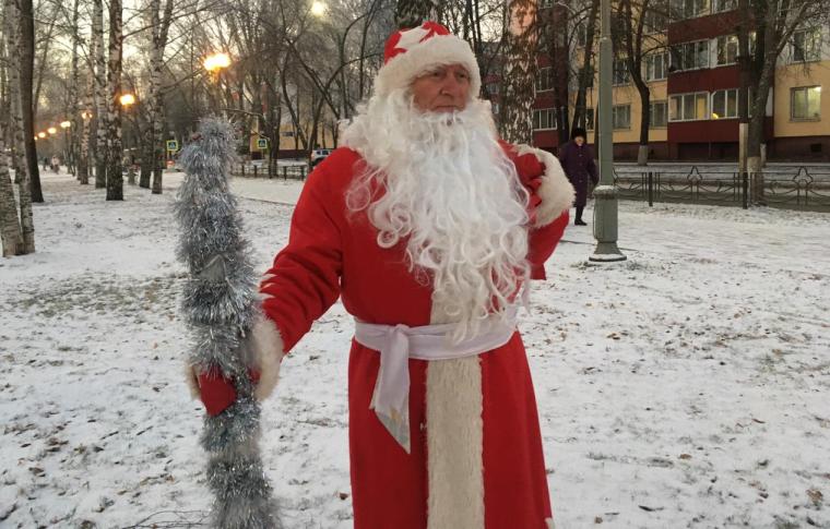 В Нижнекамске отметили день рождения Деда Мороза