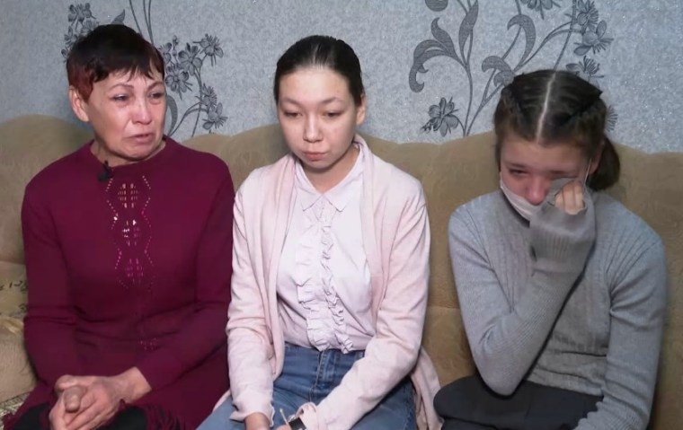 В Нижнекамске двух девочек хотят отобрать у бабушки и отдать в интернат