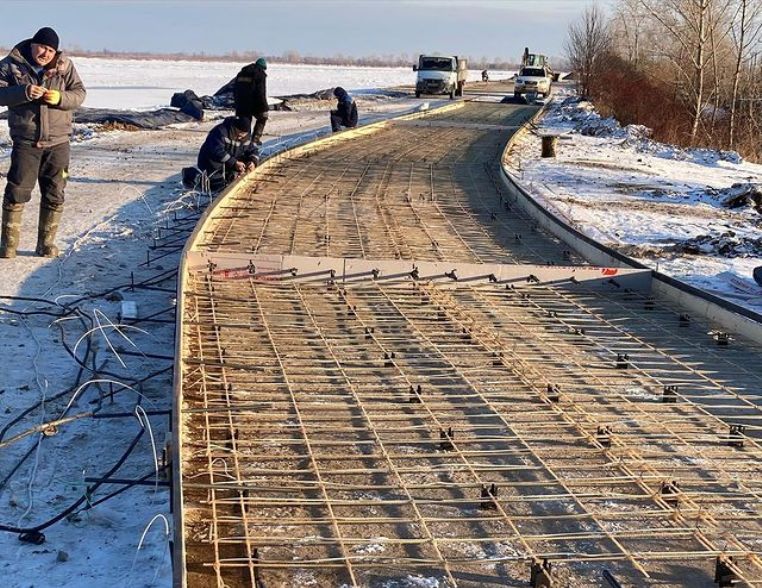 Ограничение движения по дамбе в Нижнекамске продлят из-за укладки бетона