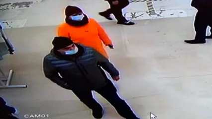Полиция Нижнекамска разыскивает пару в масках, которую сняла камера в ТЦ