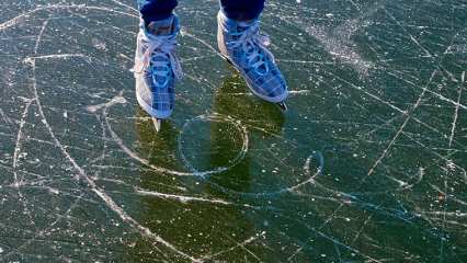 Первый каток этого сезона в Татарстане открылся в Альметьевске - НТР 24