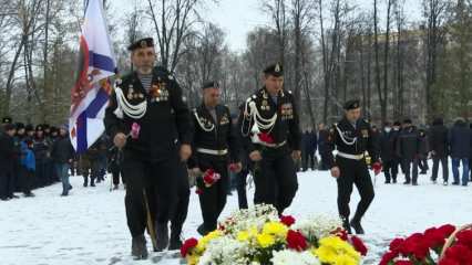 В День морской пехоты в Нижнекамске возложили цветы к памятнику воинам-интернационалистам