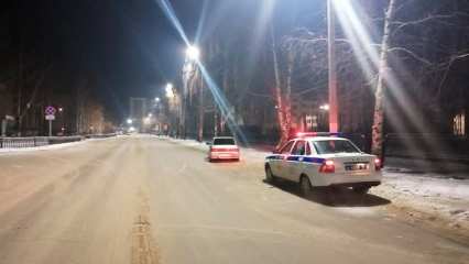 В Нижнекамске парень на «Ладе» сбил мужчину напротив здания УМВД