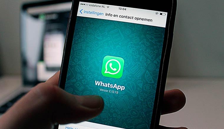 Команда WhatsApp предложила пользователям удалить их приложение