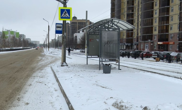 В Нижнекамске поставили новую остановку на месте, где сбили школьницу