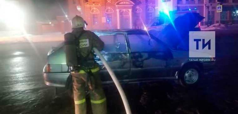 В Татарстане зарезали таксиста и сожгли его машину