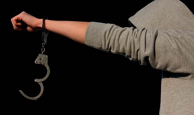 Экс-полицейский из Татарстана получил четыре года тюрьмы за то, что завел себе раба