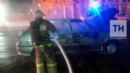 В Татарстане зарезали таксиста и сожгли его машину