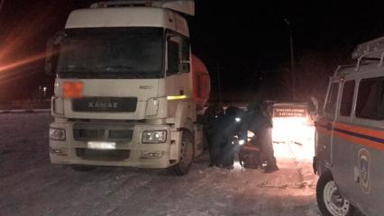В Татарстане спасли замёрзшего на трассе дальнобойщика