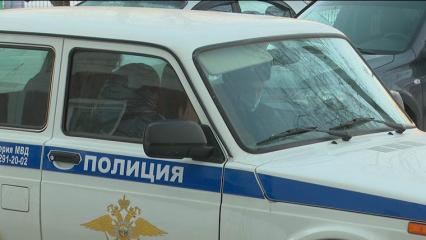 В России поймали детей, которые испортили чужой автомобиль