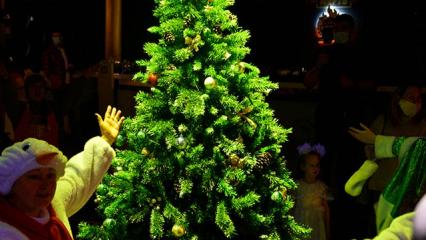 В Нижнекамске прошла новогодняя елка для детей с онкологией - НТР 24