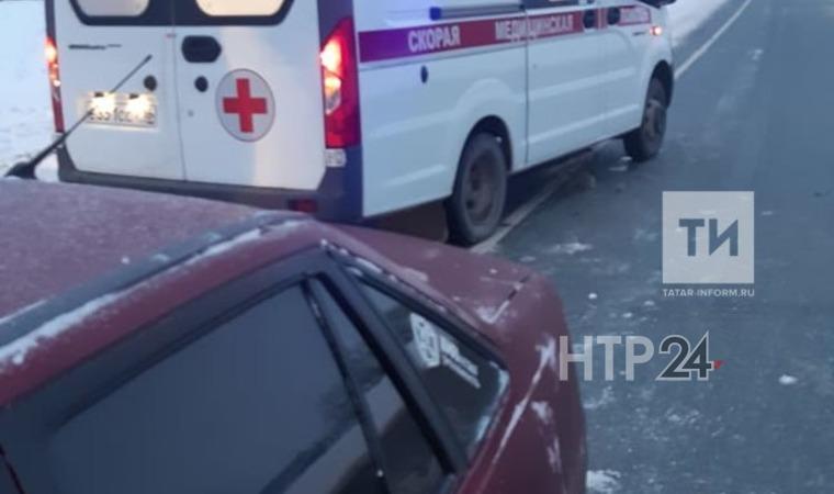 В Татарстане произошло лобовое ДТП, есть пострадавшие
