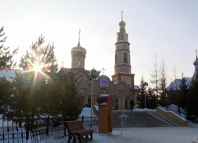 Айдар Метшин поздравил православных нижнекамцев с Рождеством