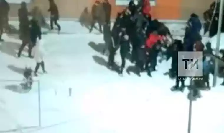 В Татарстане разыскивают участников массовой драки около кафе