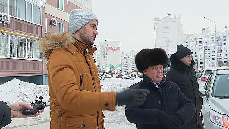Айдар Метшин поручил навести порядок в одном из проблемных дворов Нижнекамска