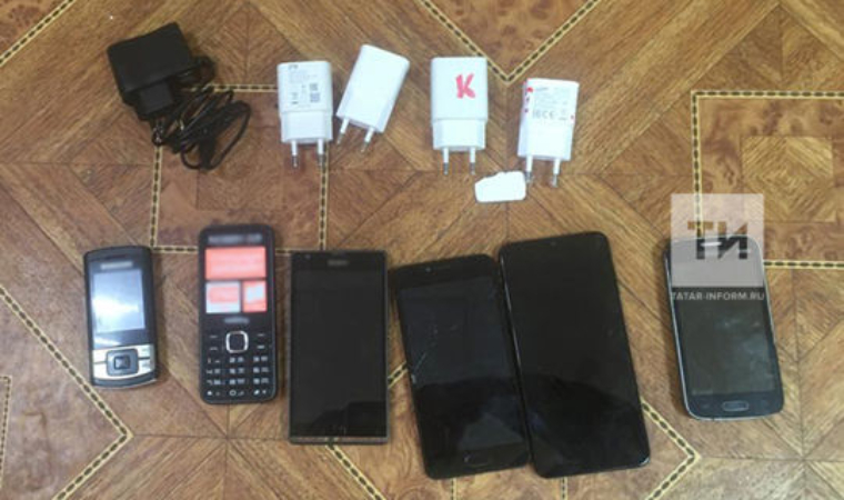 В Татарстане оштрафуют водителя, который пытался провезти телефоны в колонию