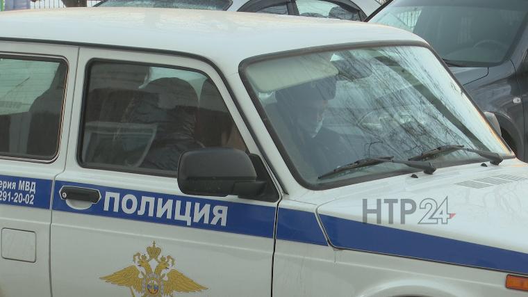 В Татарстане женщина с ножом ограбила бабушку