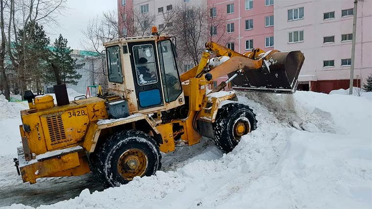 Организации из Татарстана может грозить штраф до 300 тысяч рублей за грязный снег