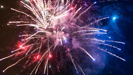 Шестерых нижнекамцев оштрафовали за салюты в неположенных местах - НТР 24