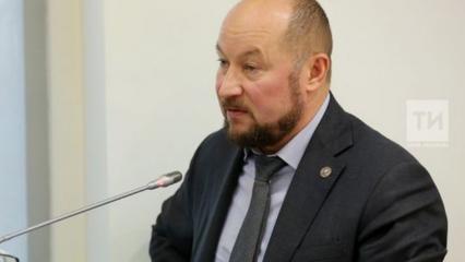 Асгат Сафаров поздравил журналистов Татарстана с Днем российской печати - НТР 24