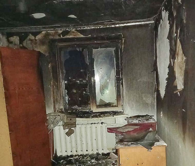 В Татарстане сотрудники Росгвардии спасли мужчину из горящей квартиры и эвакуировали жильцов