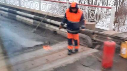 На мосту через Зай под Нижнекамском идут работы по ремонту