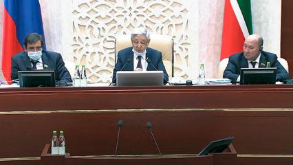Госсовет РТ одобрил запрет присутствия на выборах наблюдателей из других регионов