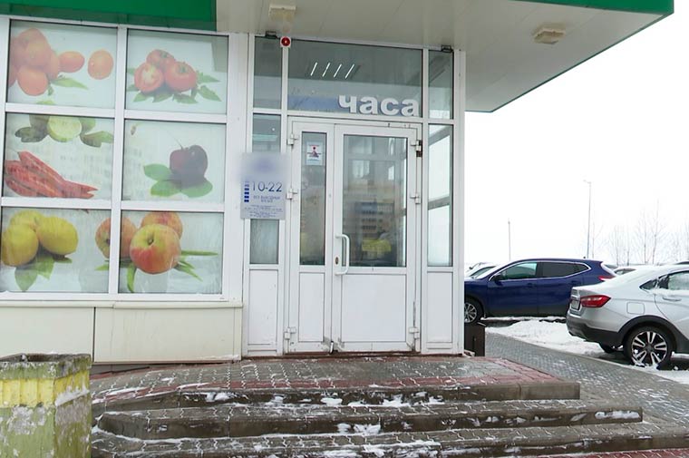 Продавцы алкомаркета в Нижнекамске, который ограбили этой ночью, подсчитывают ущерб