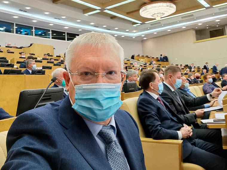 Олег Морозов рассказал, сколько депутатов Госдумы привились от коронавируса