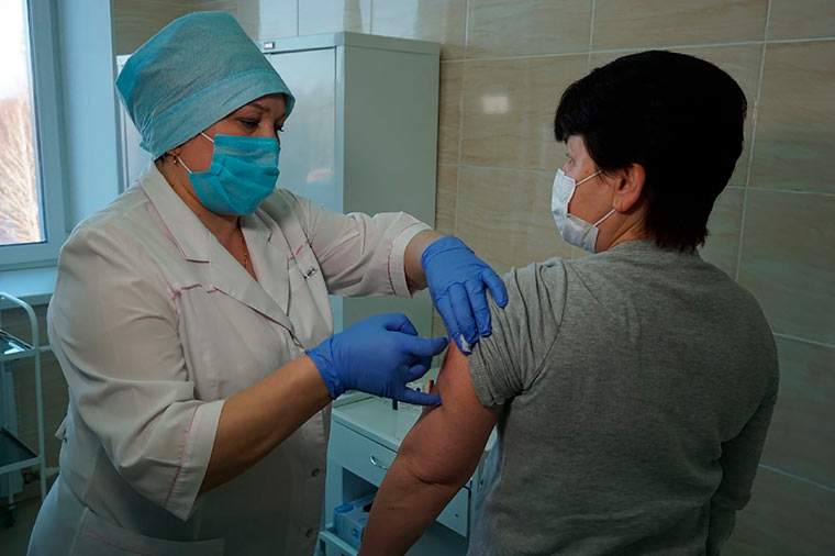 Более половины татарстанцев не собирается делать прививку от коронавируса