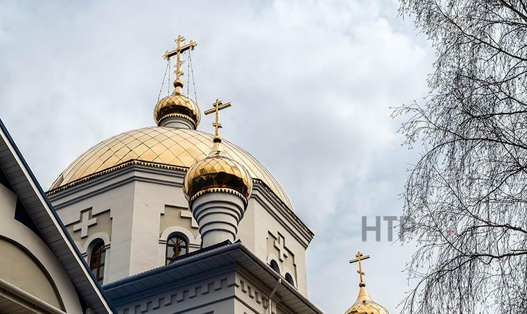 Президент Татарстана и мэр Нижнекамска поздравили всех православных