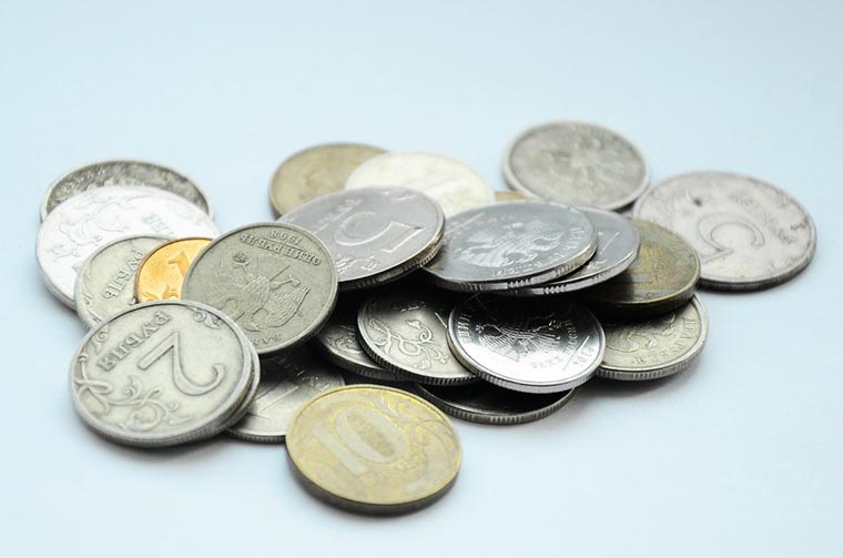 Центробанк будет собирать монеты у россиян