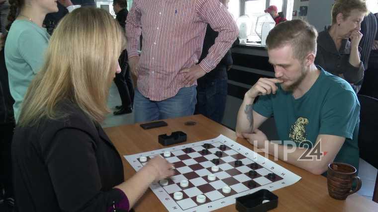 Журналисты Нижнекамска сразились в шахматно-шашечном турнире