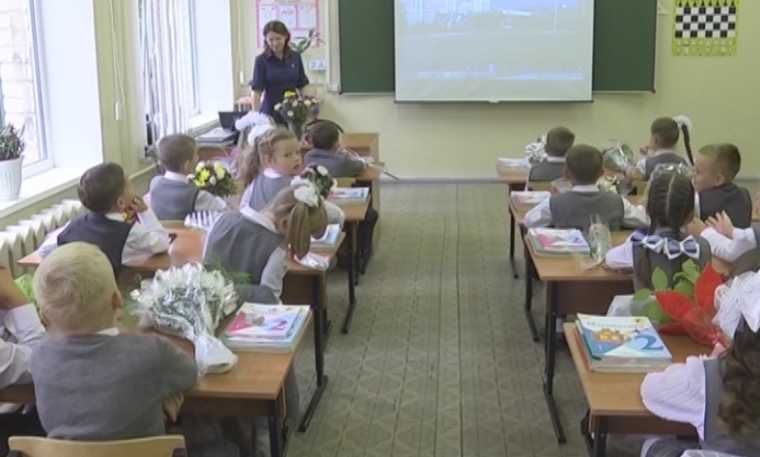 С первого апреля на портале госуслуг Татарстана можно подать заявление в первый класс