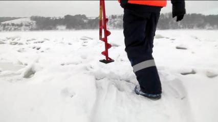 В Татарстане проведут проверку по факту выброса в Волгу маслянистого вещества - НТР 24