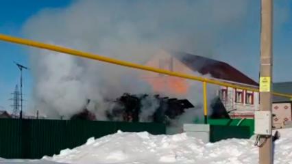 Под Нижнекамском сгорел частный дом - НТР 24